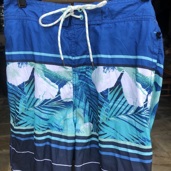 GOODFELLOW !NWT! BOARD SHORTS S - Picture 3 of 7